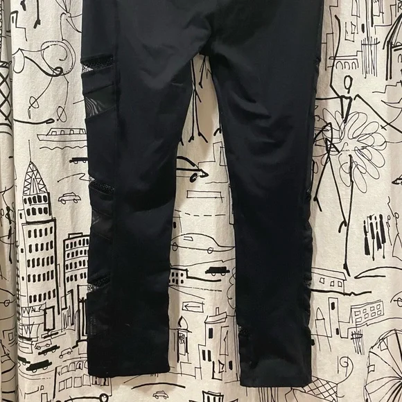 Avia Full Length Mesh & Lace Leg Cutout Insets Black Legging Sz XS / XCH 0-2 - Picture 13 of 14